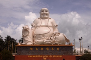 Happy Budda - Wat im Mekongdelta