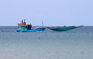 Phu Quoc - Fischerboot mit vollem Netz